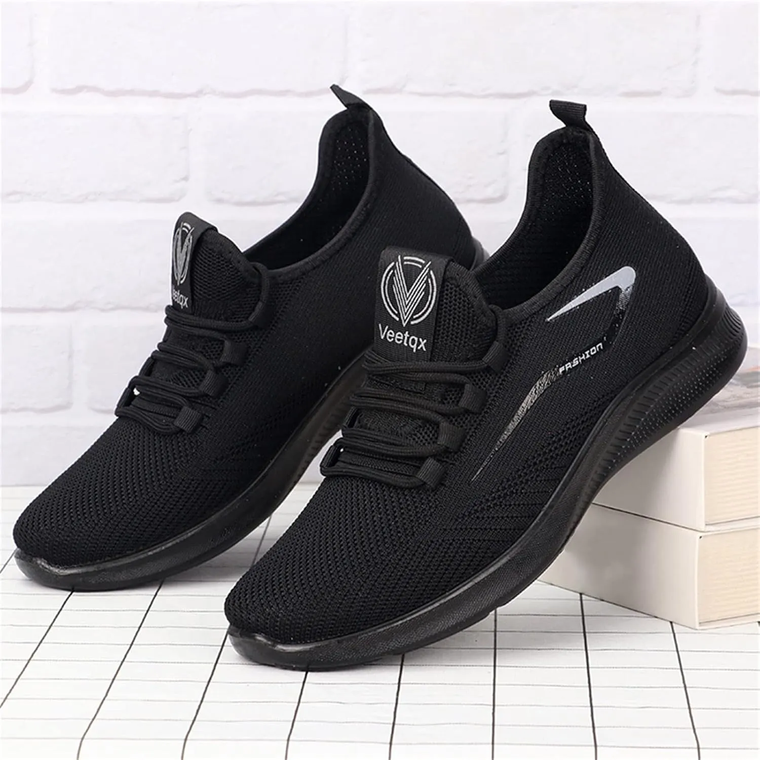 Fashion Sneaker Lace-Up Fashion Spring and Summer Men Sports Shoes Flat Bottom Light Slip On Elastic Fly Woven Mesh