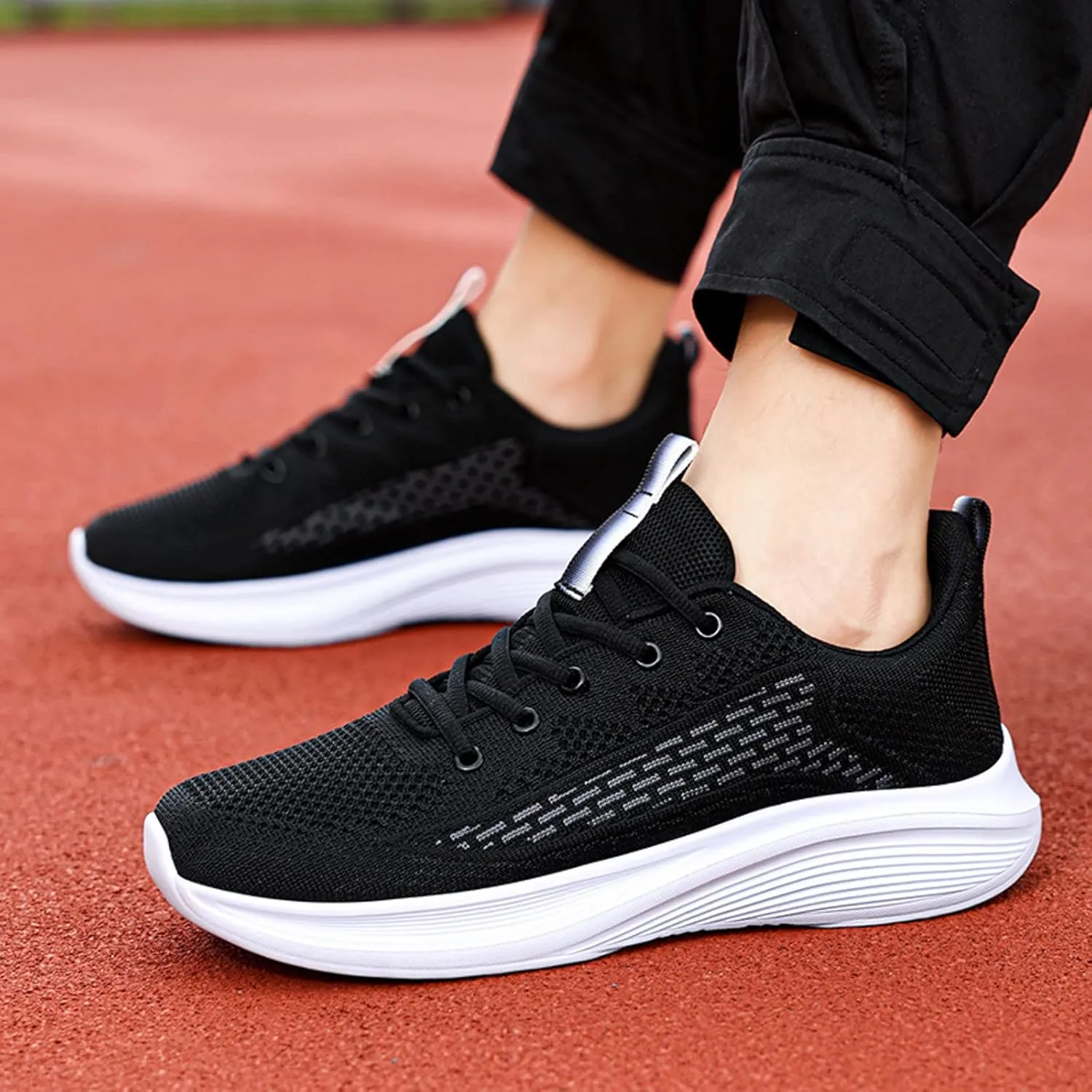 Fashion Sneakers Comfortable Men Sneakers Fashion Summer New Pattern Mesh Breathable Comfortable Non Slip Lace Up