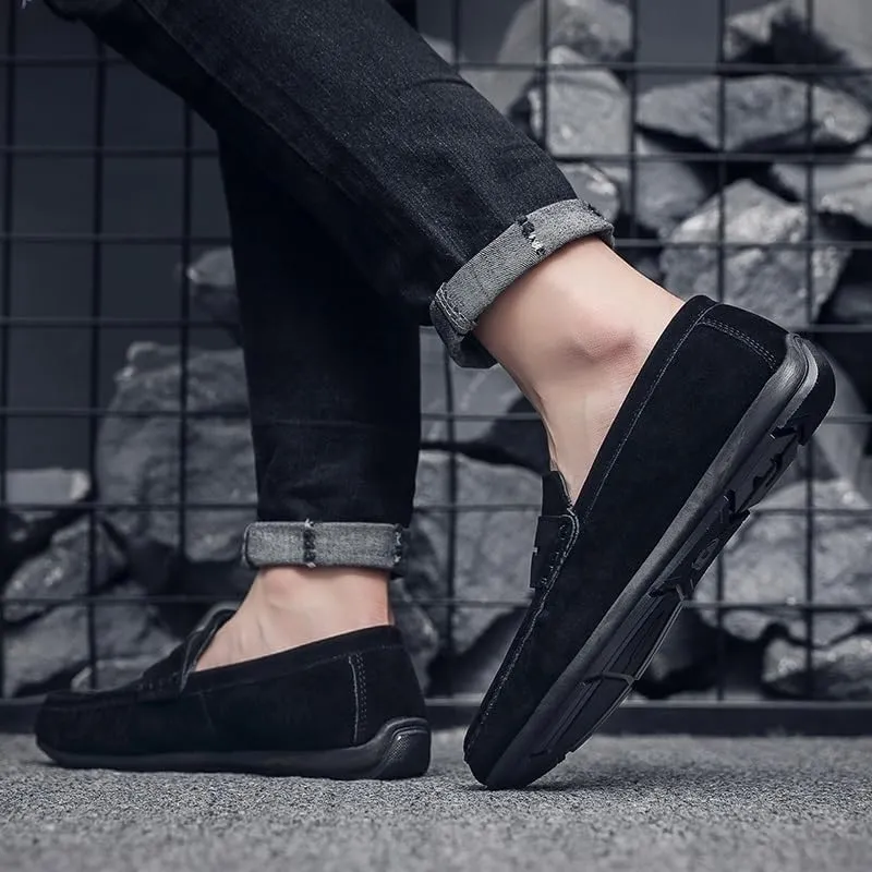 Men's Loafers Round Toe Suede Loafers ?C Lightweight Comfortable Slip-On Shoes with Flat Heel for Casual & Outdoor Wear