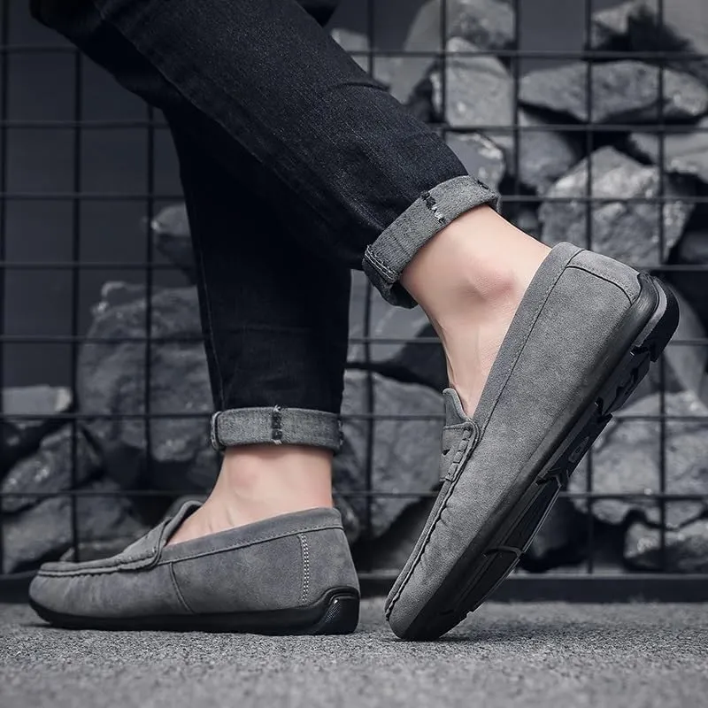 Men's Loafers Round Toe Suede Loafers ?C Lightweight Comfortable Slip-On Shoes with Flat Heel for Casual & Outdoor Wear