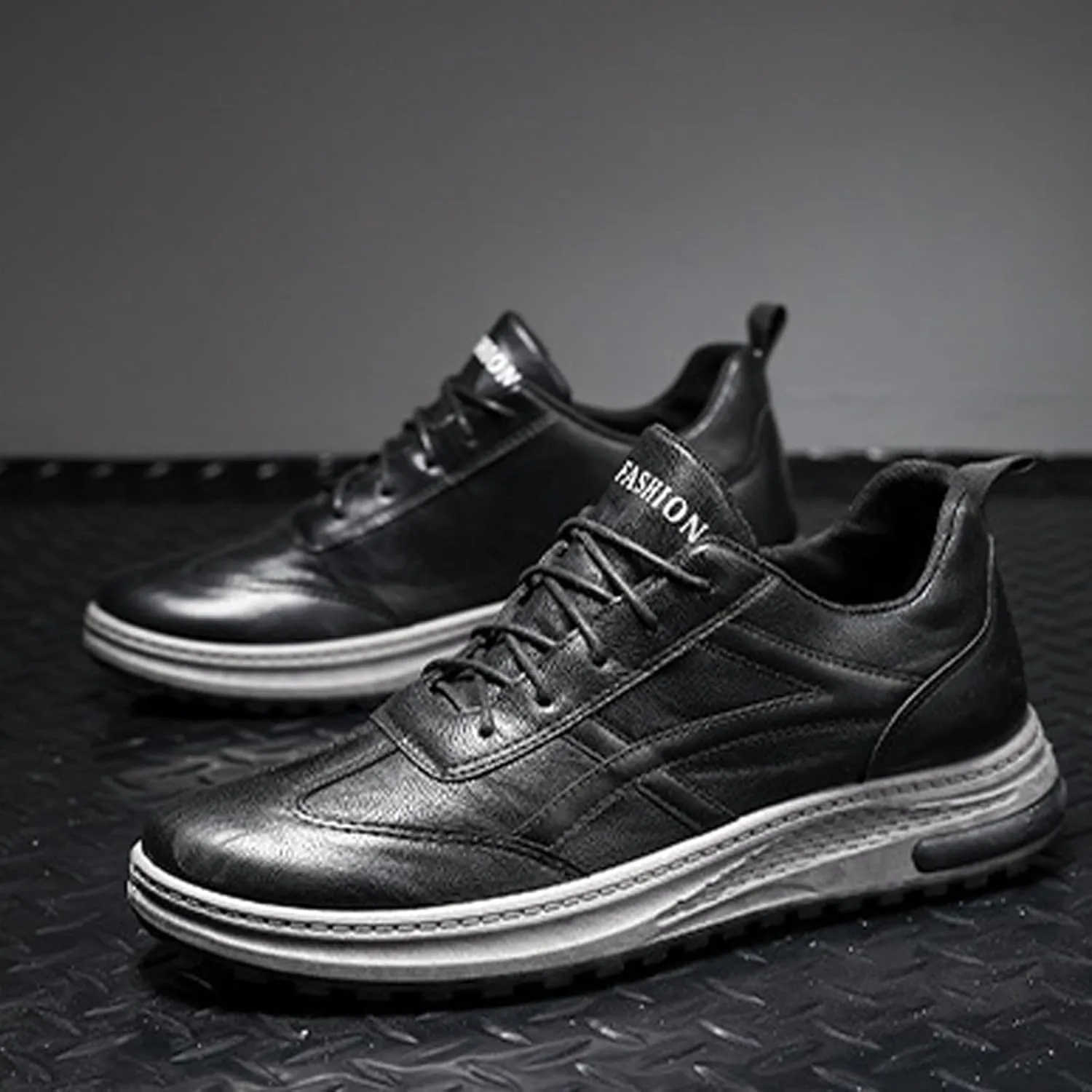 Mens Shoes Large Size Casual Leather Lace Up Solid Color Casual Fashion Simple Shoes Running Men Sneaker