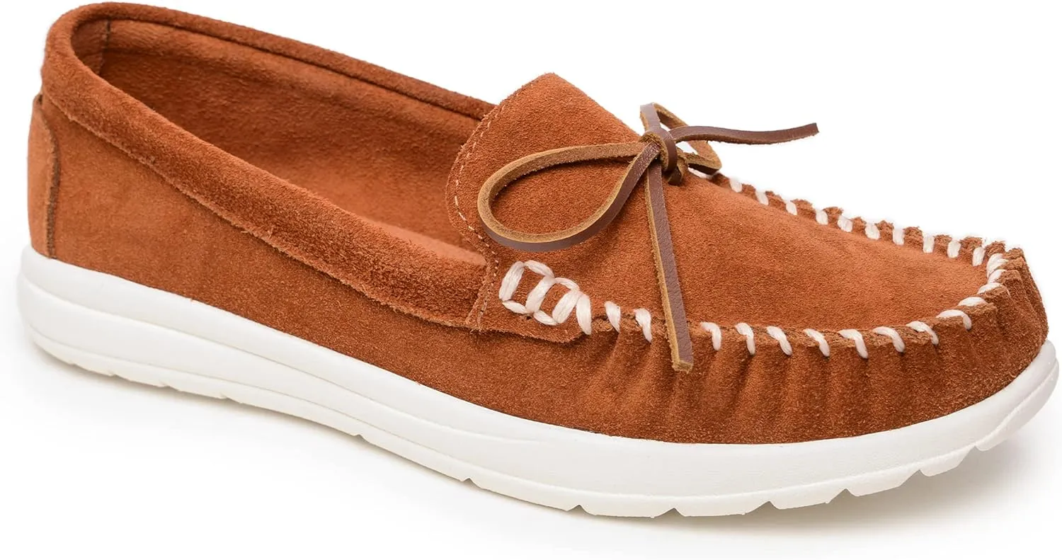 Minnetonka Scout - Women??s Suede Loafers Designed for Everyday Wear - Made with Soft Suede Leather, Memory Foam Insoles and Midsoles, and Rubber Outsoles