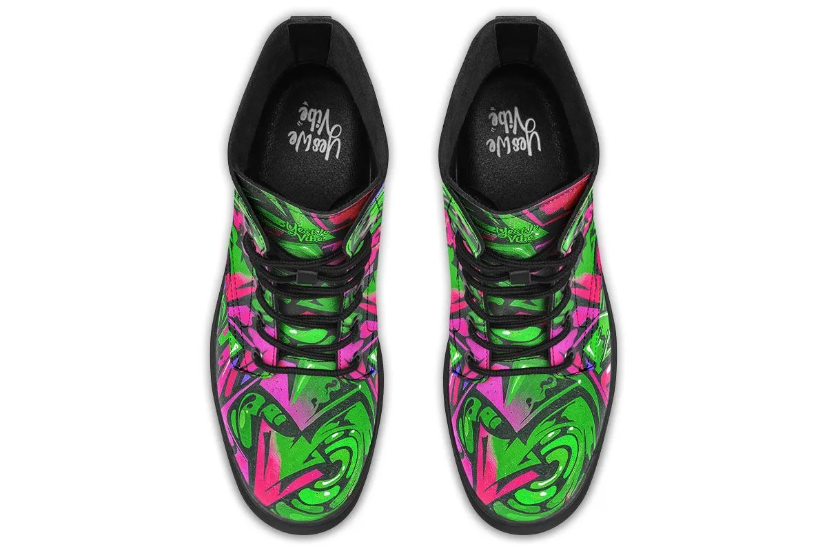 Peace Love Graffiti Pink