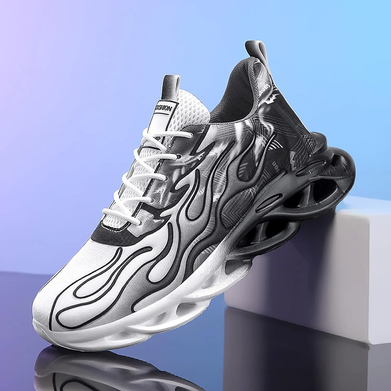 Versatile & Casual Sneaker Men and Women Sports Shoes Comfortable Soft Sole Breathable Casual Breathable Couple Sports