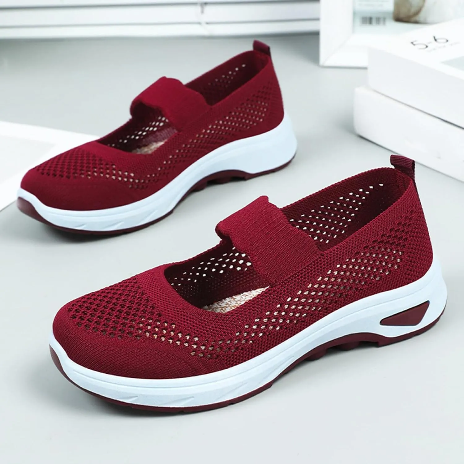 Walking Shoes Women Slip On Sneakers Knit Lightweight Comfortable Breathable Walking Shoes for Work Travel
