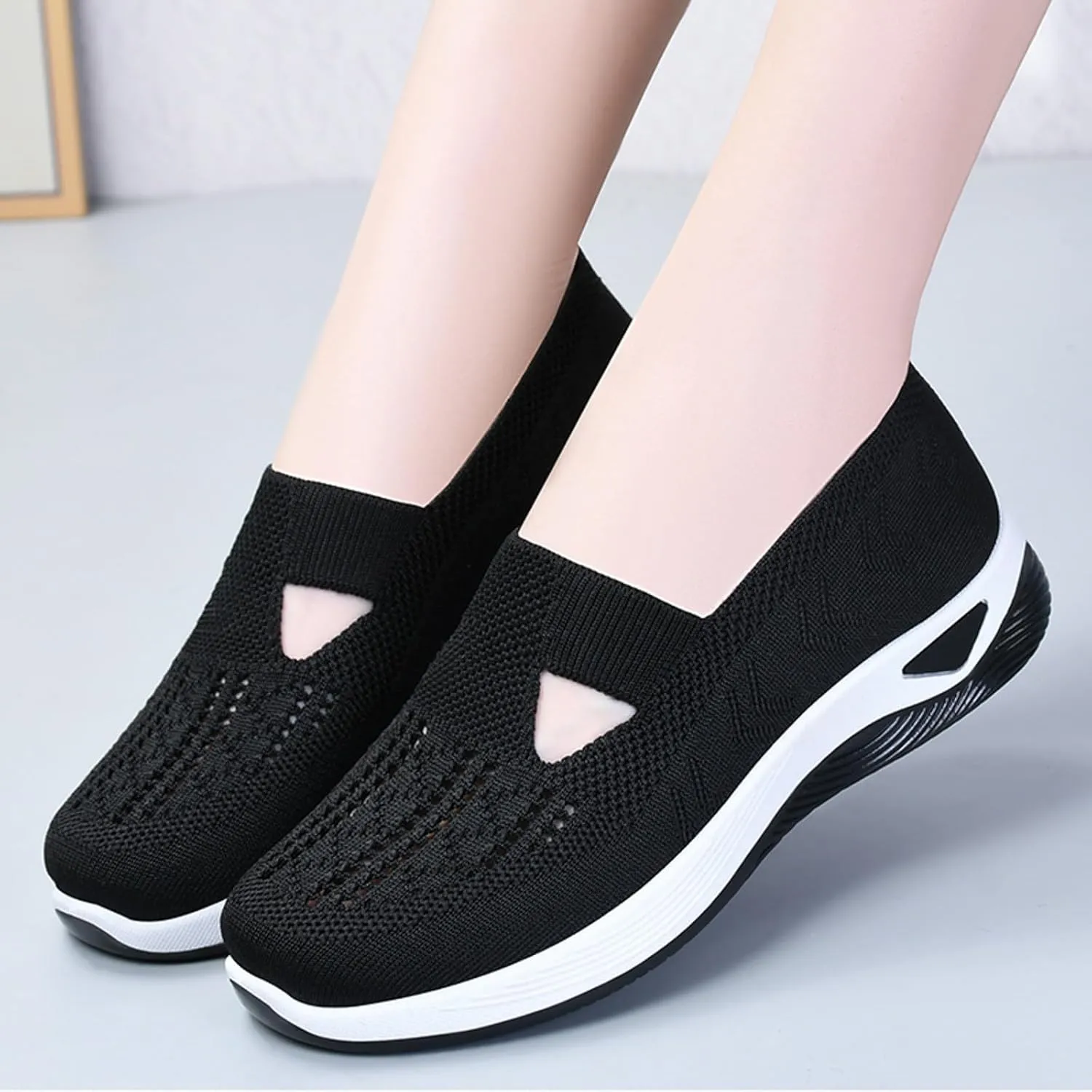 Women Casual Slip On Sneakers Breathable Knit Walking Shoes Lightweight Loafers Non Slip Comfortable Flats