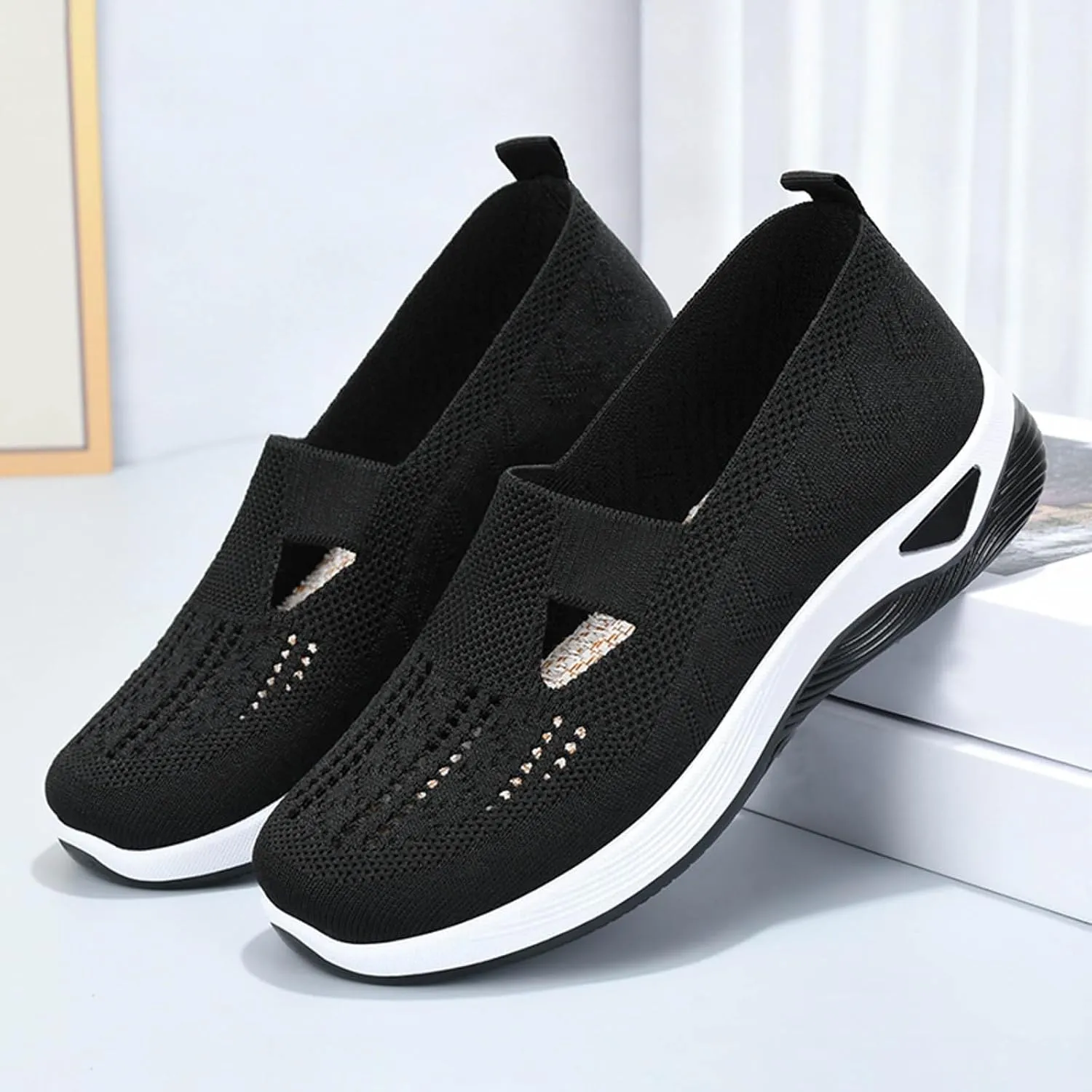Women Casual Slip On Sneakers Breathable Knit Walking Shoes Lightweight Loafers Non Slip Comfortable Flats