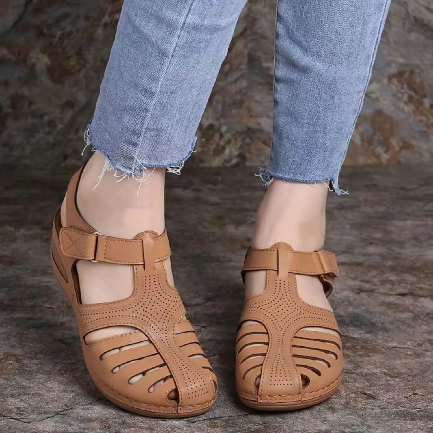 Women Comfortable Flat Sandals: Summer Sandals Casual Bohemia Gladiator Closed Toe Wedge Shoes Fisherman Sandal Ankle Strap Slip on Platform Sandal 2025